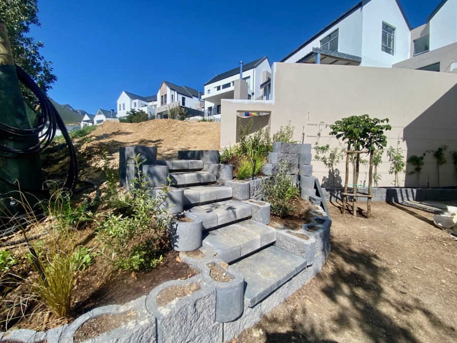3 Bedroom Property for Sale in La Roche Western Cape